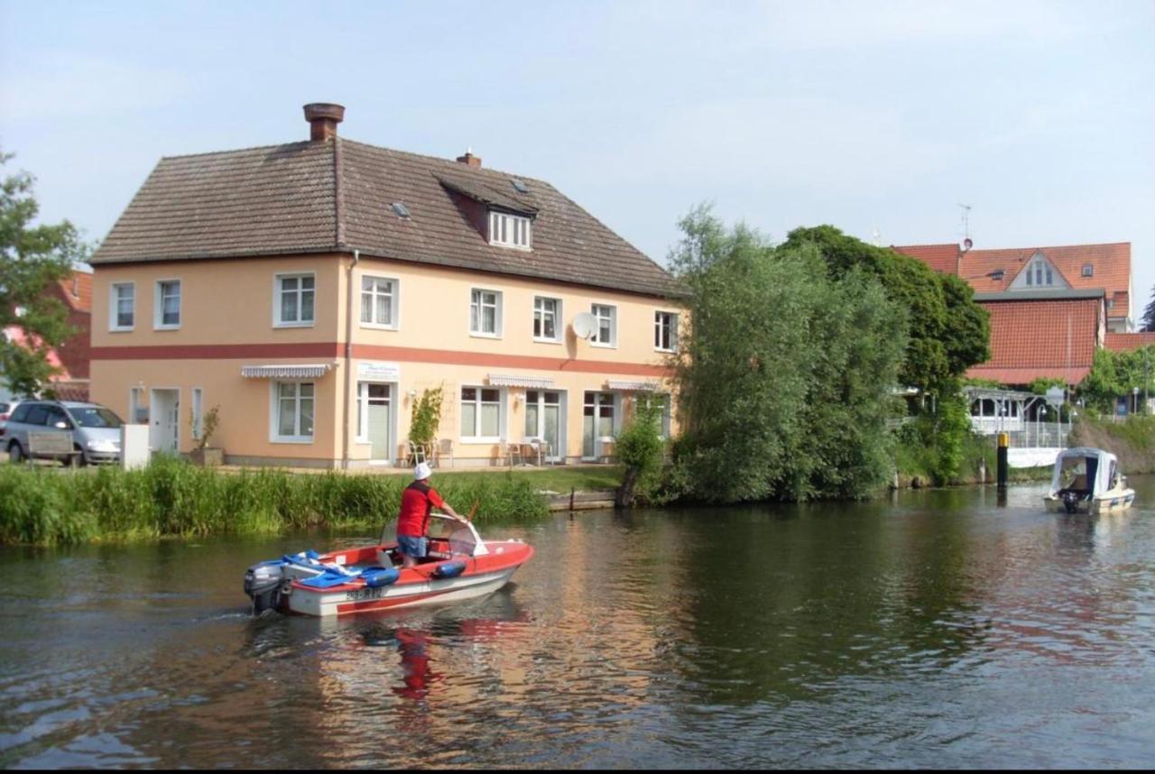 Ferienwohnungen Direkt An Der Elde Lubz Экстерьер фото